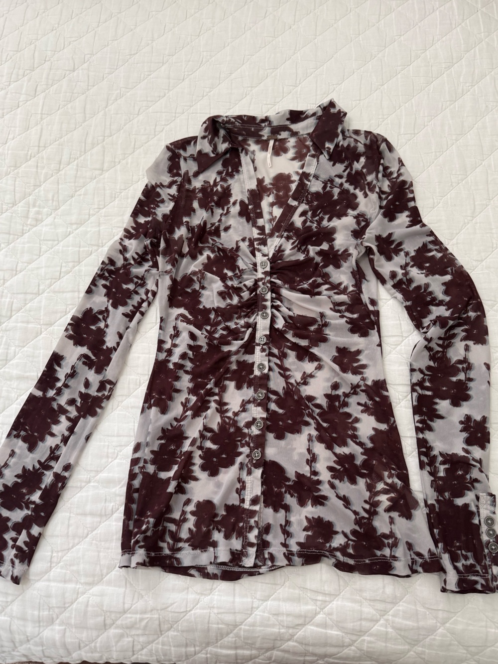 Free People - Long Sleeve Ruched Sheer Floral Button-Up Top - Burgundy/White